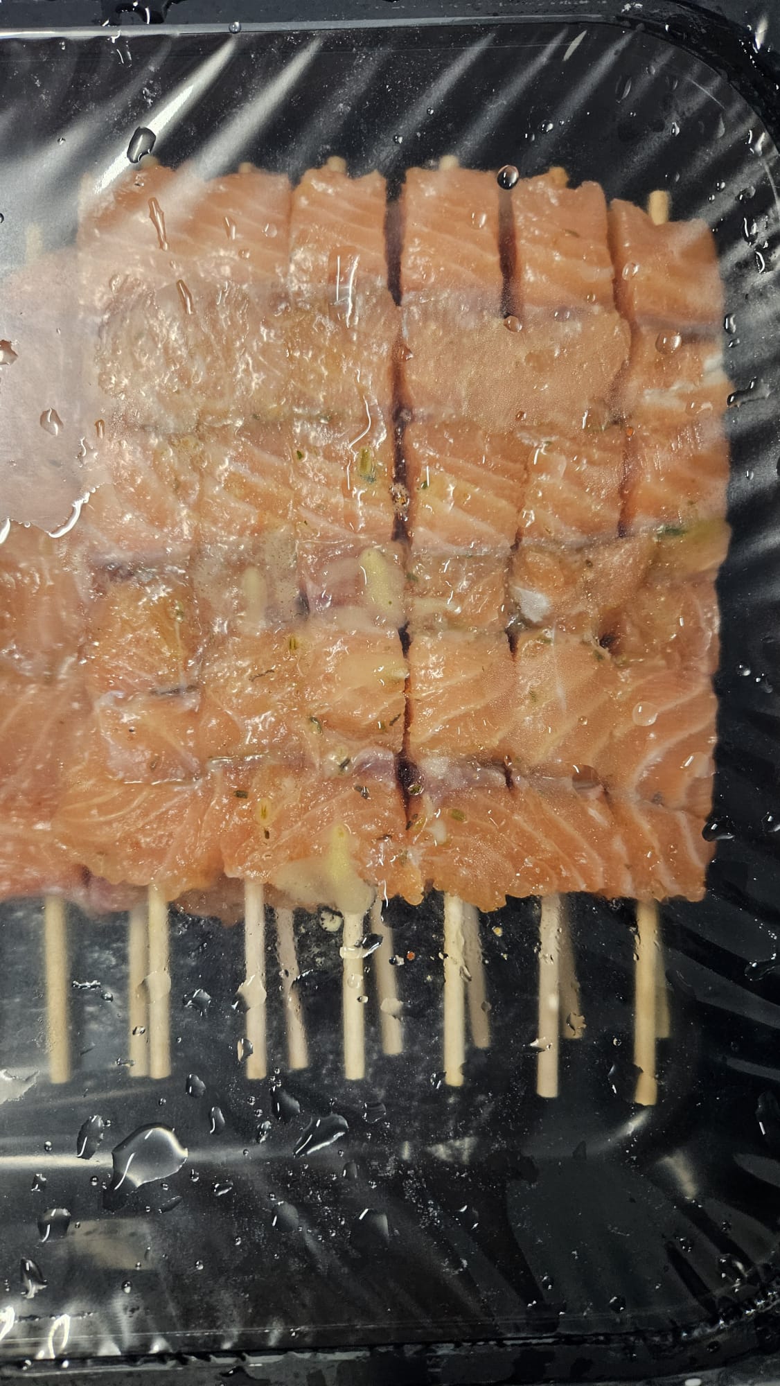 Arrosticini di Salmone agli agrumi confezione da 1kg